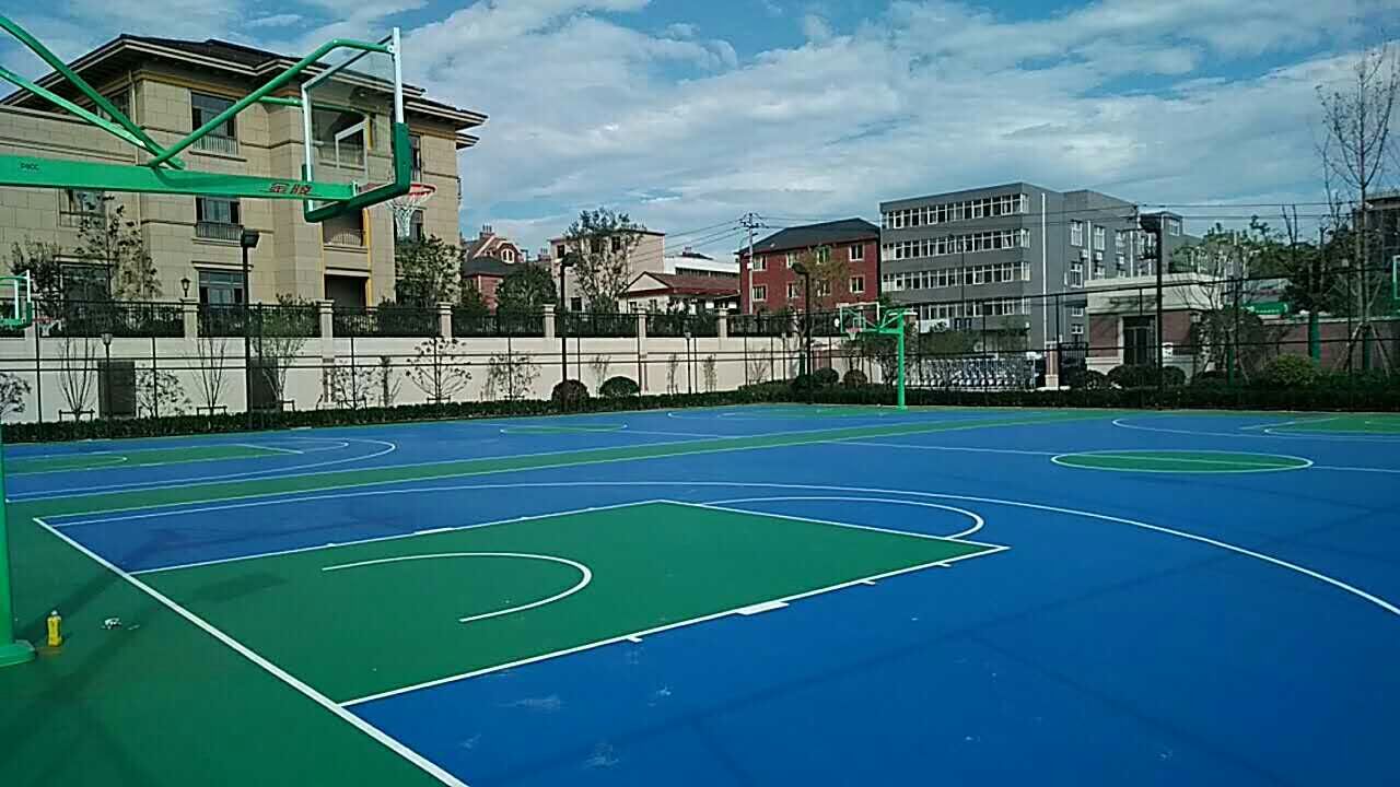 篮球场建设